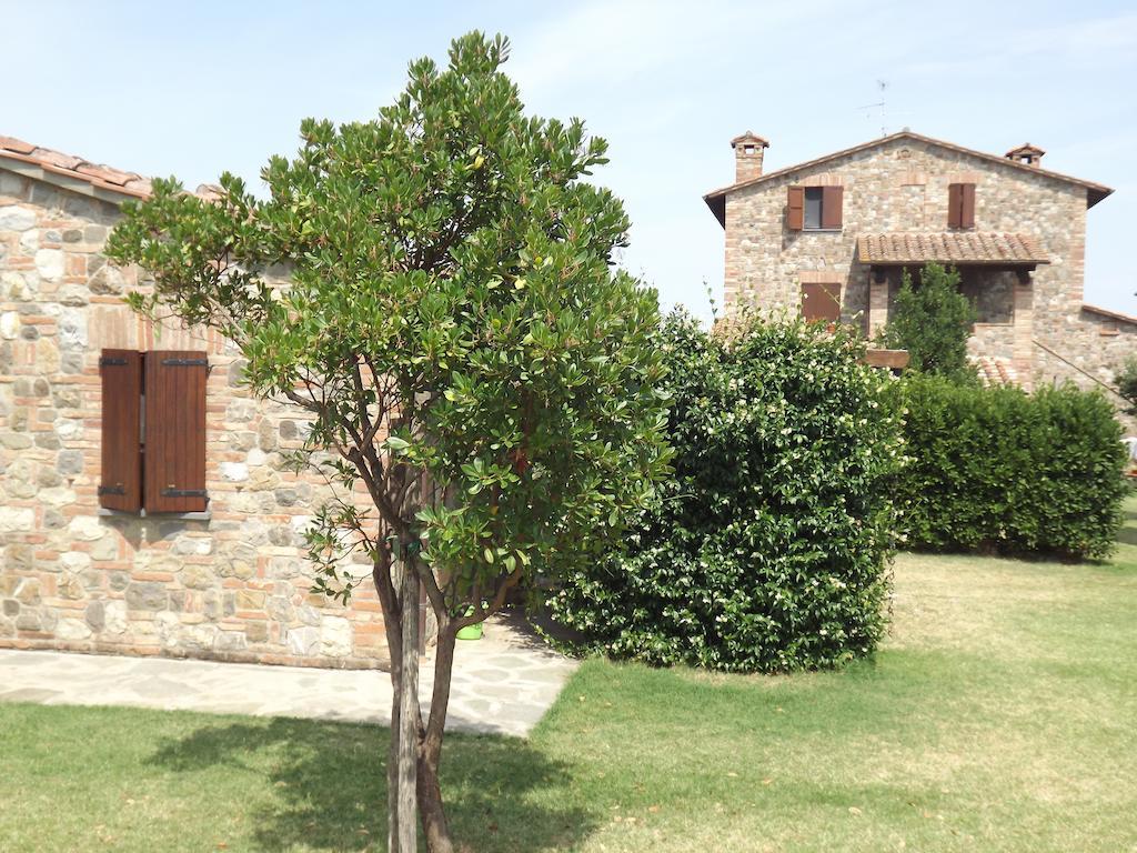 Agriturismo Il Canto Della Gallina Hotel Villastrada  Room photo